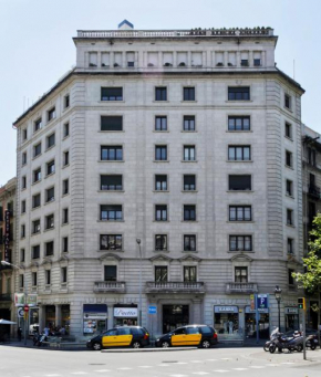  Fisa Rentals Gran Via Apartments  Барселона